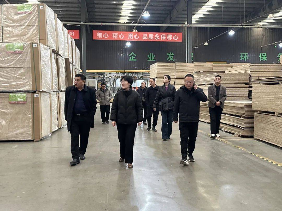 菏澤市林業(yè)局走訪調(diào)研木材加工產(chǎn)業(yè)鏈重點(diǎn)企業(yè):木材加工
